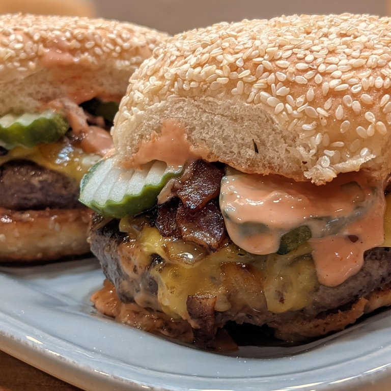 Josh Capon's 7-Time Award-Winning Burger