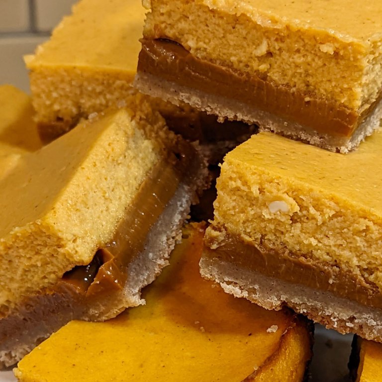 Pumpkin Dulce Bars