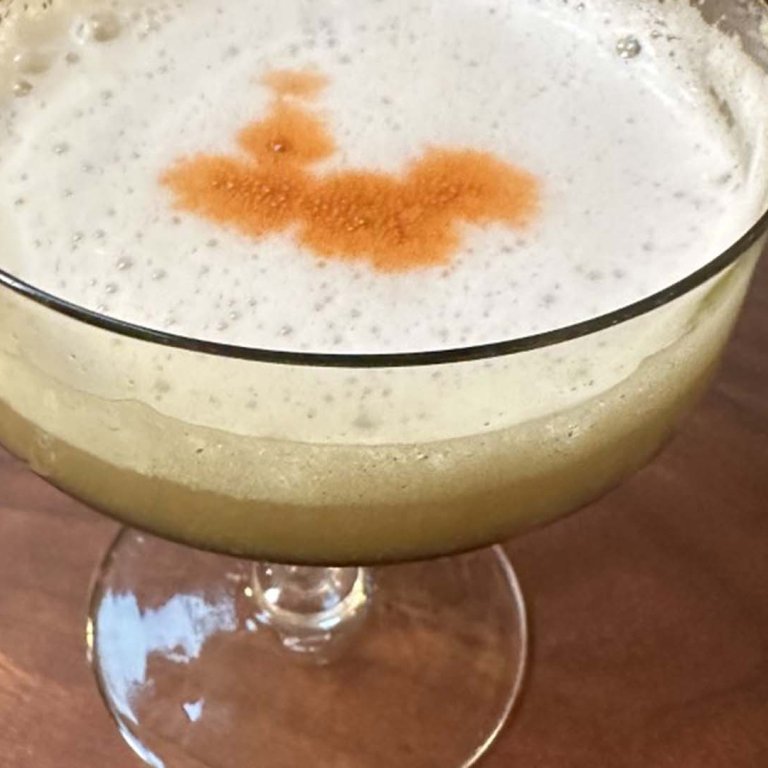 John's Seasonal Sour Cocktail with Applejack